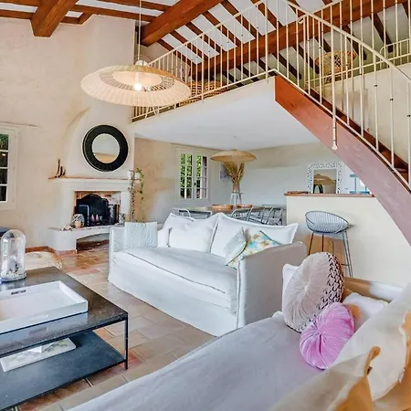 Ferienhaus Authentique Maison Provencale Vue *